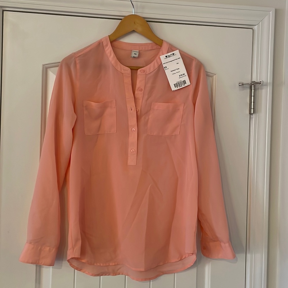 Peach Pocket Top